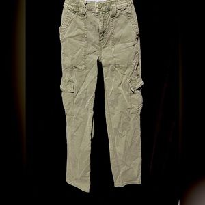 Women’s American Eagle Cargo Pants